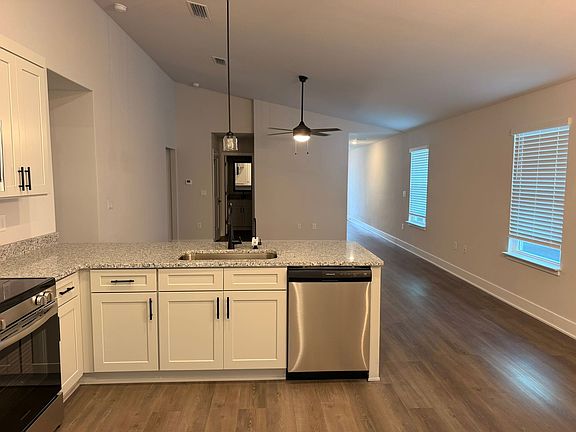 3rd image of 7126 Fox Meadow Dr