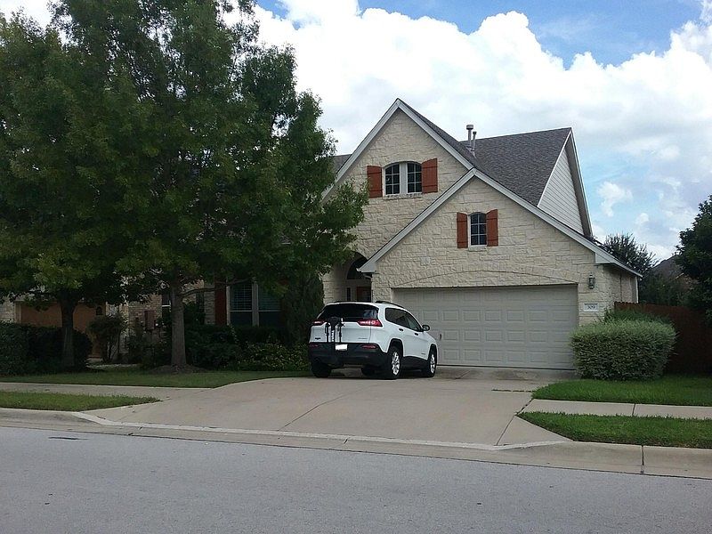 1st image of 309 Palo Alto Way