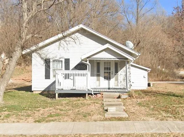 502 Commercial St, Forest City, MO 64451