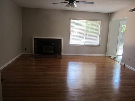 4th image of 6606 Templeton Dr