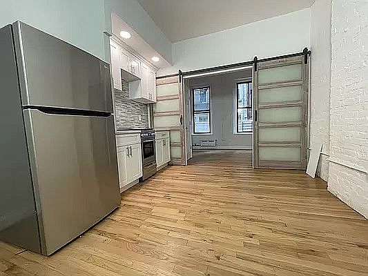 1st image of 516 E 12th St APT 4