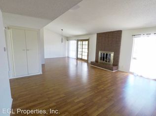 24272 Hatteras St, Woodland Hills, CA 91367