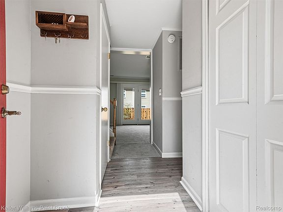 4th image of 1208 Lear Ct