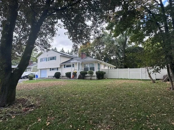 206 North Rd, Chelmsford, MA 01824