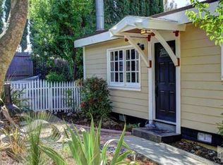 299 Elm Rd, Thousand Oaks, CA 91320