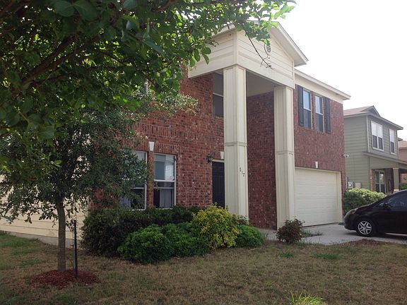 2nd image of 617 Northgap Dr