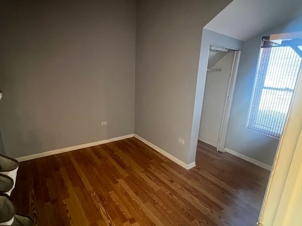1149 N Hoyne Ave APT 1