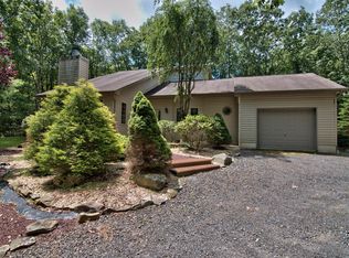 308 Mountain View Dr, Jim Thorpe, PA 18229
