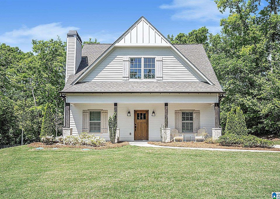 1st image of 2224 Ivy Ln