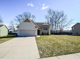4610 Springmont Dr SE, Kentwood, MI 49512