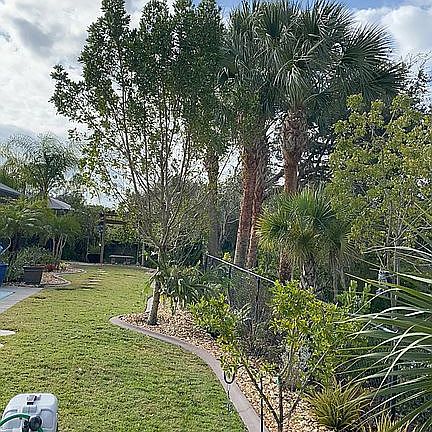 3rd image of 2650 Escambia Cir