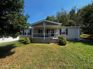 1011 Bertha Greer St, Kingsport, TN 37665