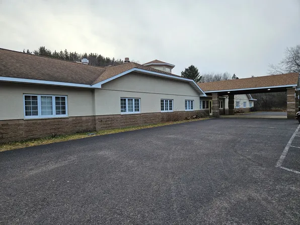 25125 Veterans Memorial Hwy, Calumet, MI