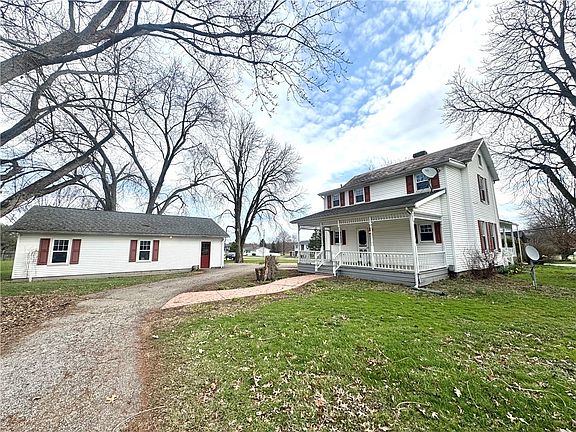 4th image of 3282 Hann Hill Rd