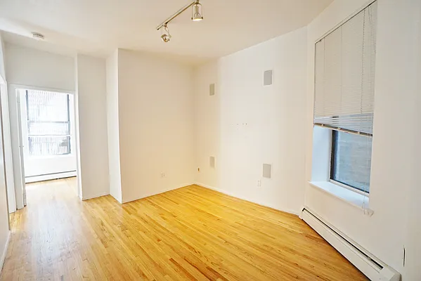 Rented by Best Apartments North Inc | media 32