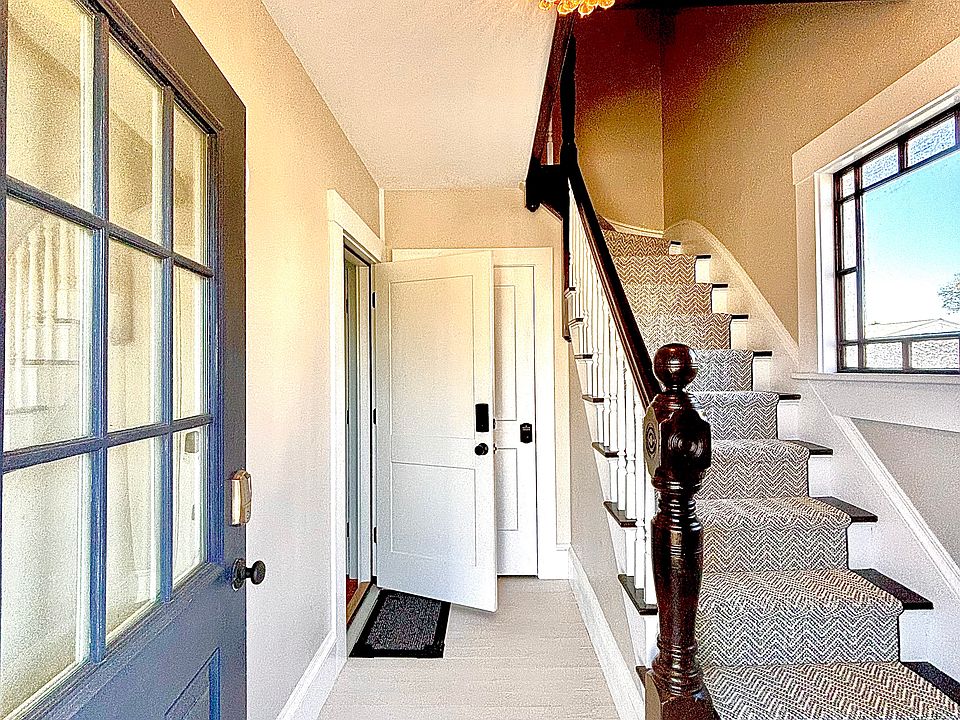 1st image of 33 Mayflower St #1