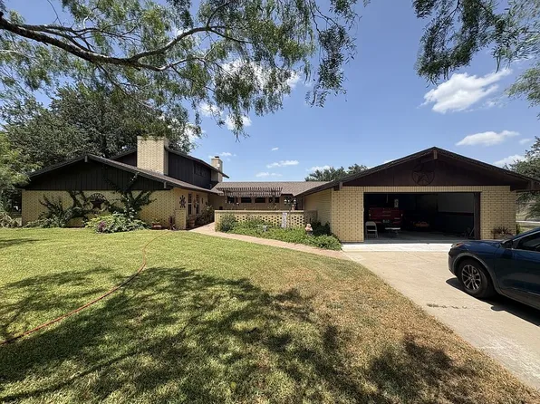 630 W Fm 1418, Falfurrias, TX 78355