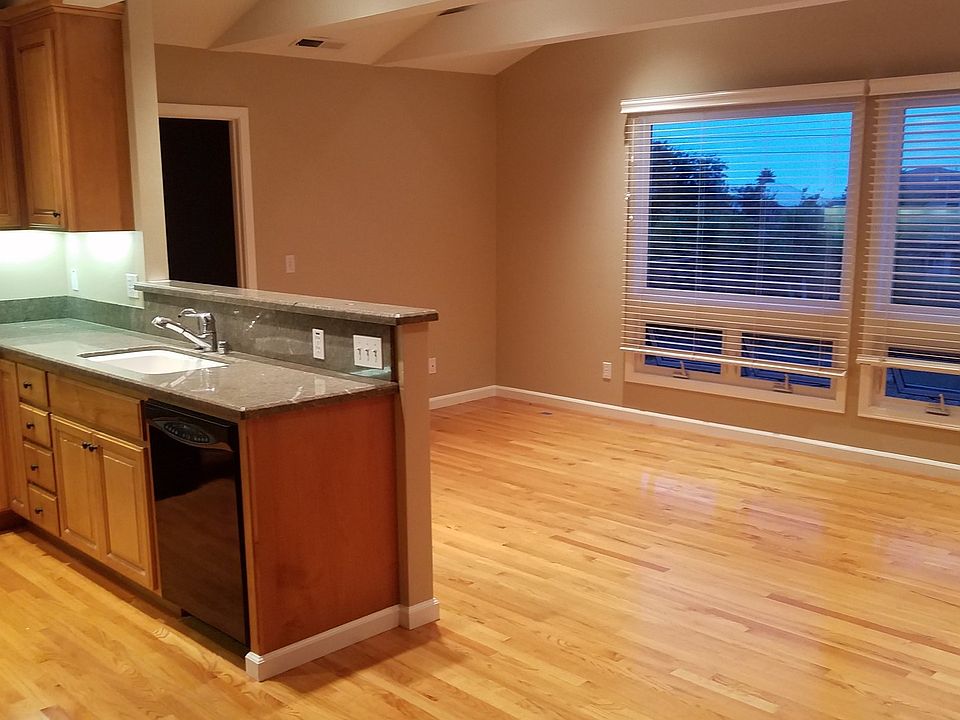 1st image of 7409 Mesa Dr