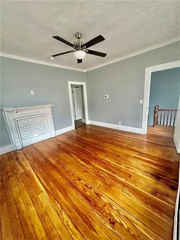 2 bed, 1.0 bath, 891 sqft, $1,600 — Photo 2