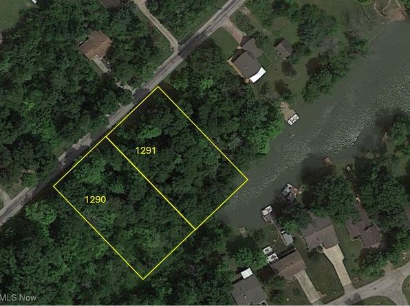 1290-1291 Laurel Dr, West Salem, OH 44287