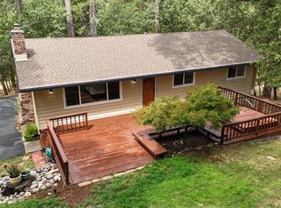 892 Livingston Rd, Meadow Vista, CA 95722