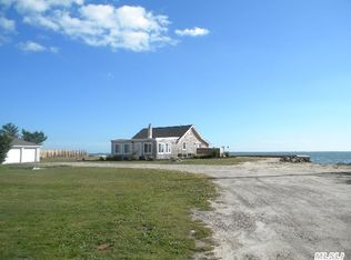 3 Dewitt Ave, Patchogue, NY 11772