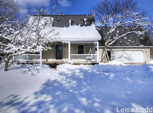 5501 Five Mile Rd NE, Belmont, MI 49306