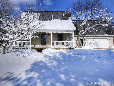 5501 Five Mile Rd NE, Belmont, MI, 49306