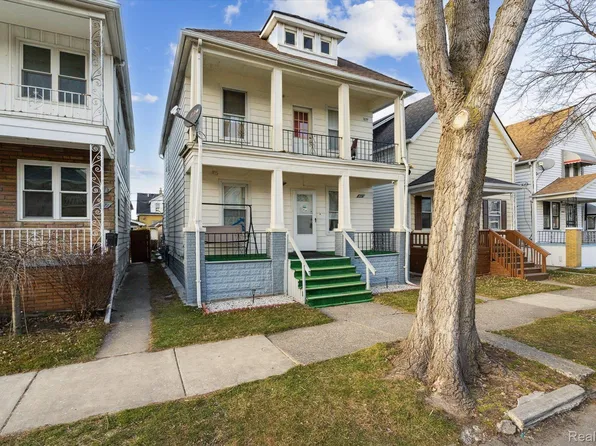 3077 Lehman St, Hamtramck, MI 48212