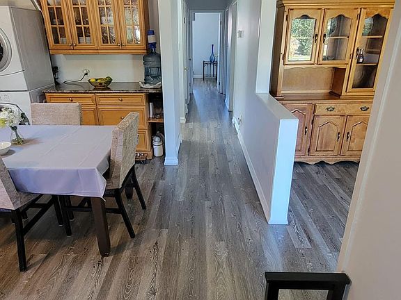 3rd image of 65 McIlwraith Cres