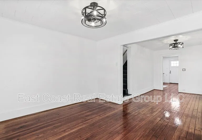 16 Woods Ln — Photo 4