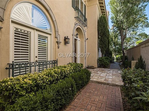 Courtyard Entry w/ leads to the Front Door and provides Backyard access!