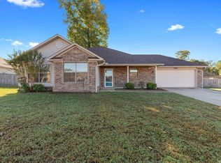 13868 Cherry Glen Cv, Alexander, AR 72002