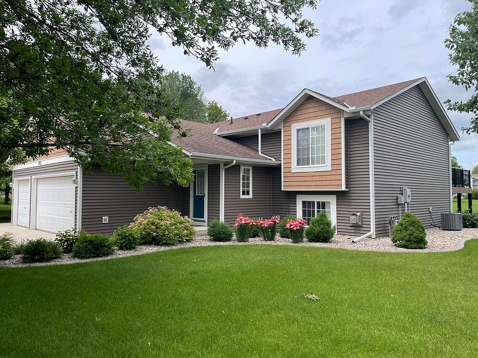 1st image of 972 Lacy Ct