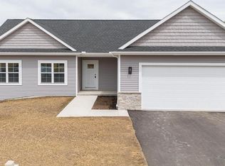 504 Ridge Ct, Orfordville, WI 53576