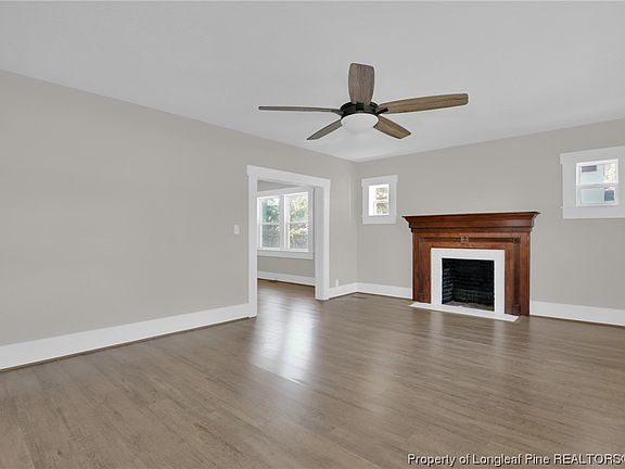 4th image of 1001 Iona St