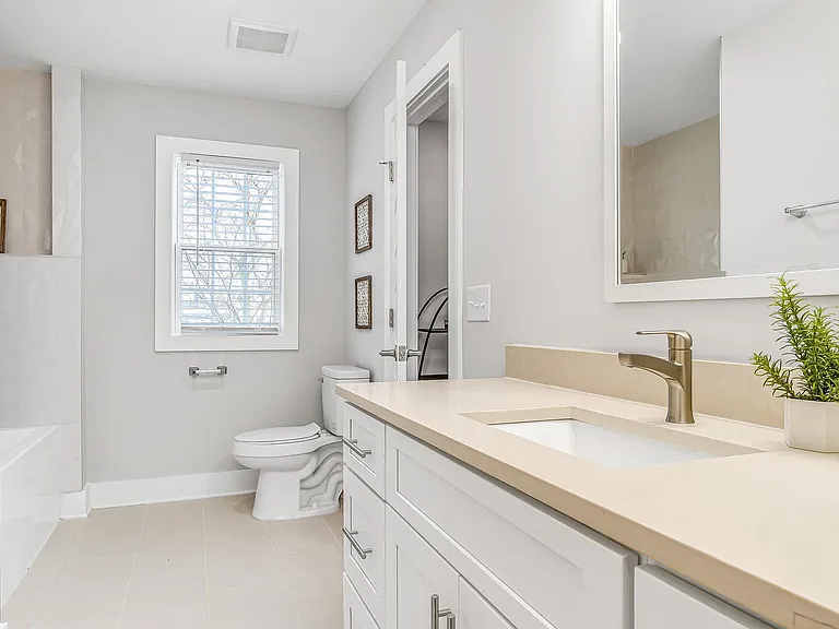904A Marilyn Rd — Photo 13