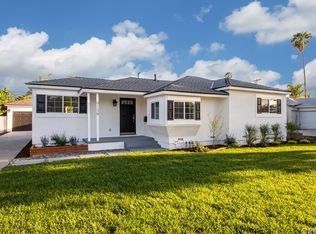 19138 Erwin St, Reseda, CA 91335