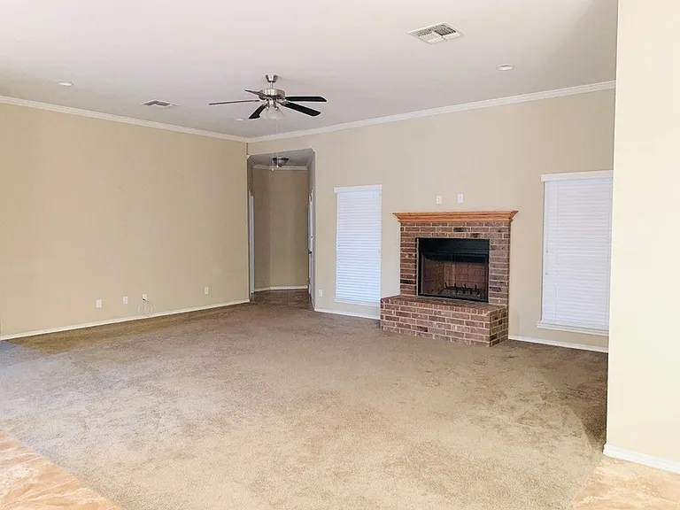 6009 La Vaca St — Photo 3