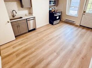 202 Lexington St APT 3, Boston, MA 02128