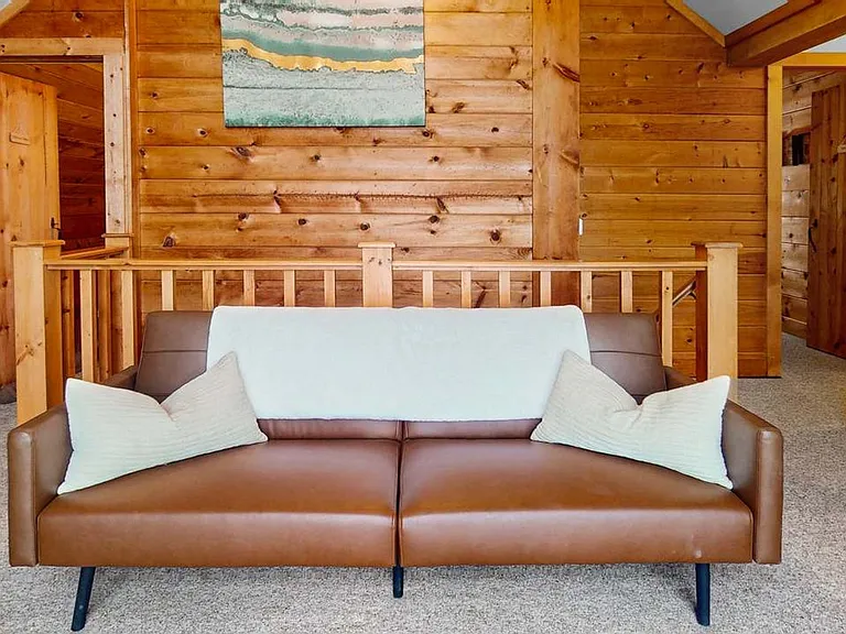 Building's Lounge