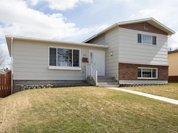 209 5th Ave SE, Cut Bank, MT 59427