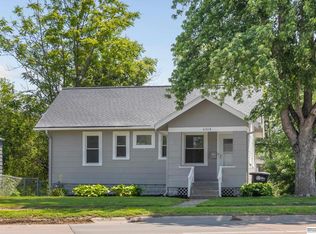 6314 Military Ave, Omaha, NE 68104
