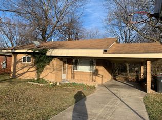 417 N West End St, Springdale, AR 72764