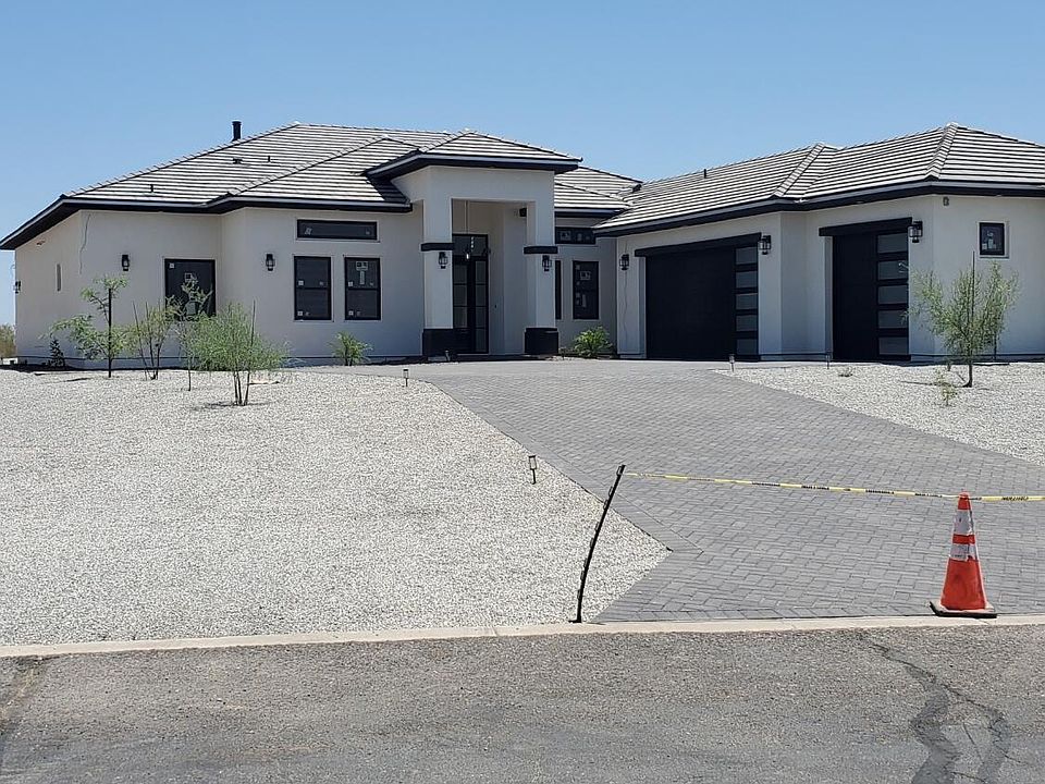 1st image of 8427 N 192ND Avenue