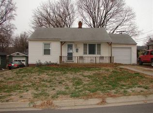 3324 Newport Rd, Saint Joseph, MO 64505