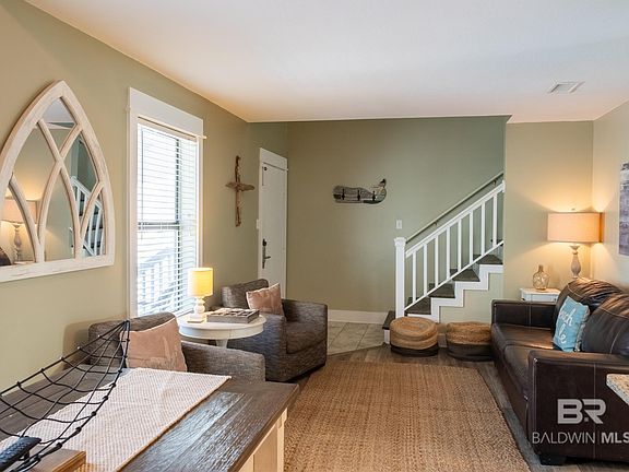 3rd image of 507 W Beach Blvd #504
