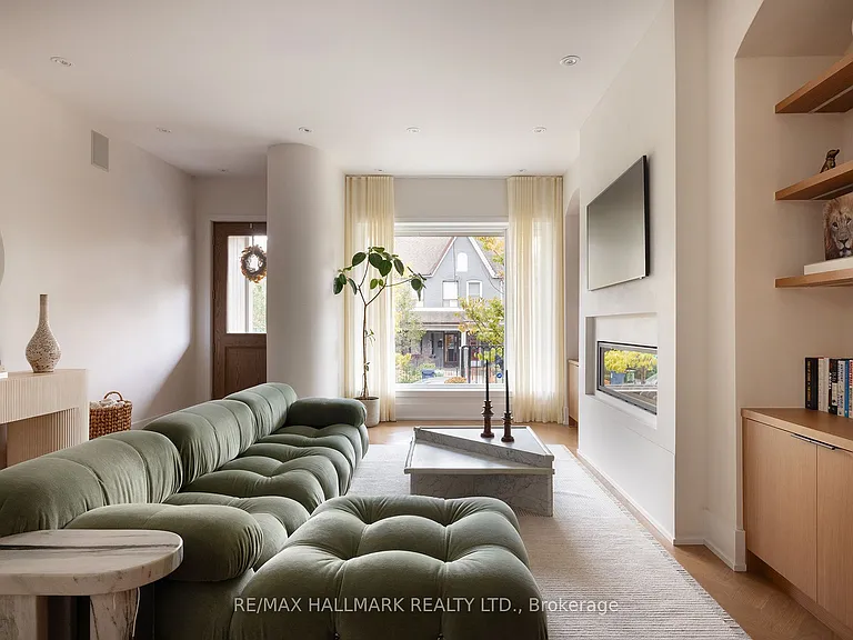 18 Foxley St — Photo 7
