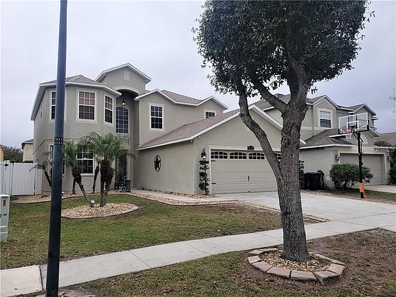2nd image of 8420 Carriage Pointe Dr