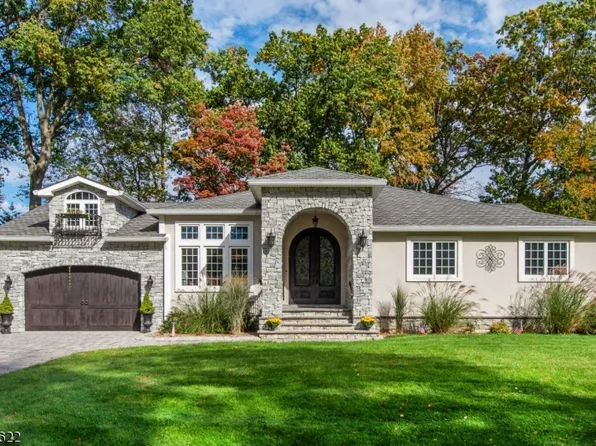 29 Henning Dr, Fairfield Twp., NJ 07004